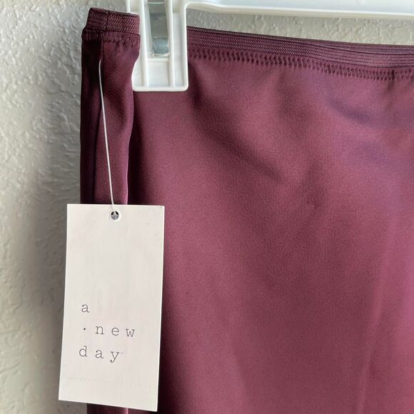A NEW DAY LARGE Burgundy midi satin skirt with a stretchy waistband - Picture 2 of 4